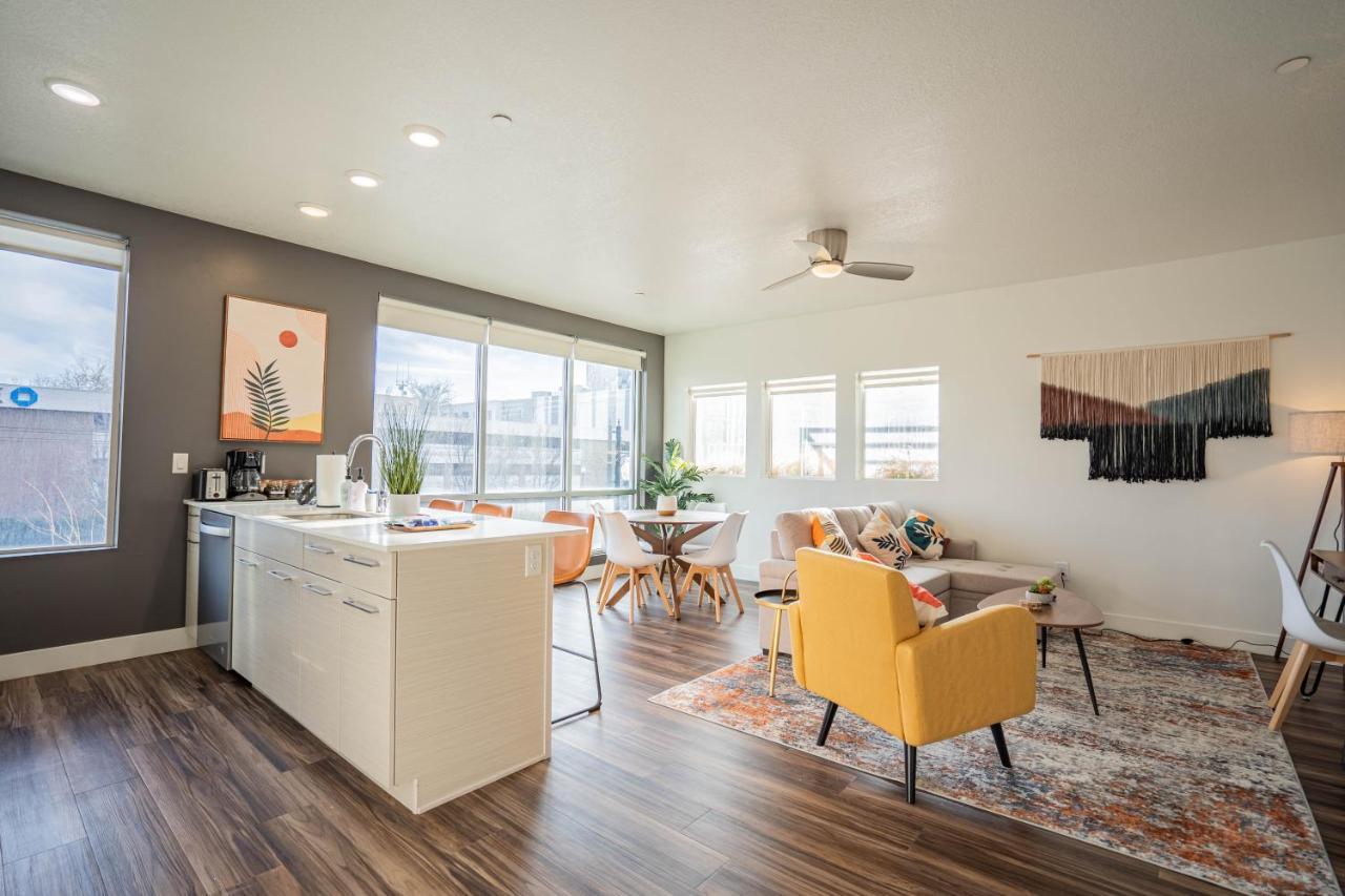 Appartamento Charming Retreat In Heart Of Slc Salt Lake City Esterno foto